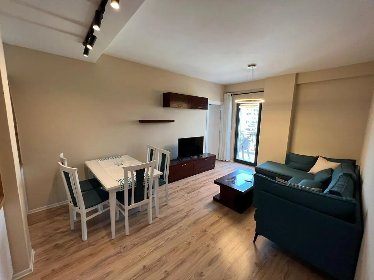 Daily Rental Apartment In Centre Tirana Albanien